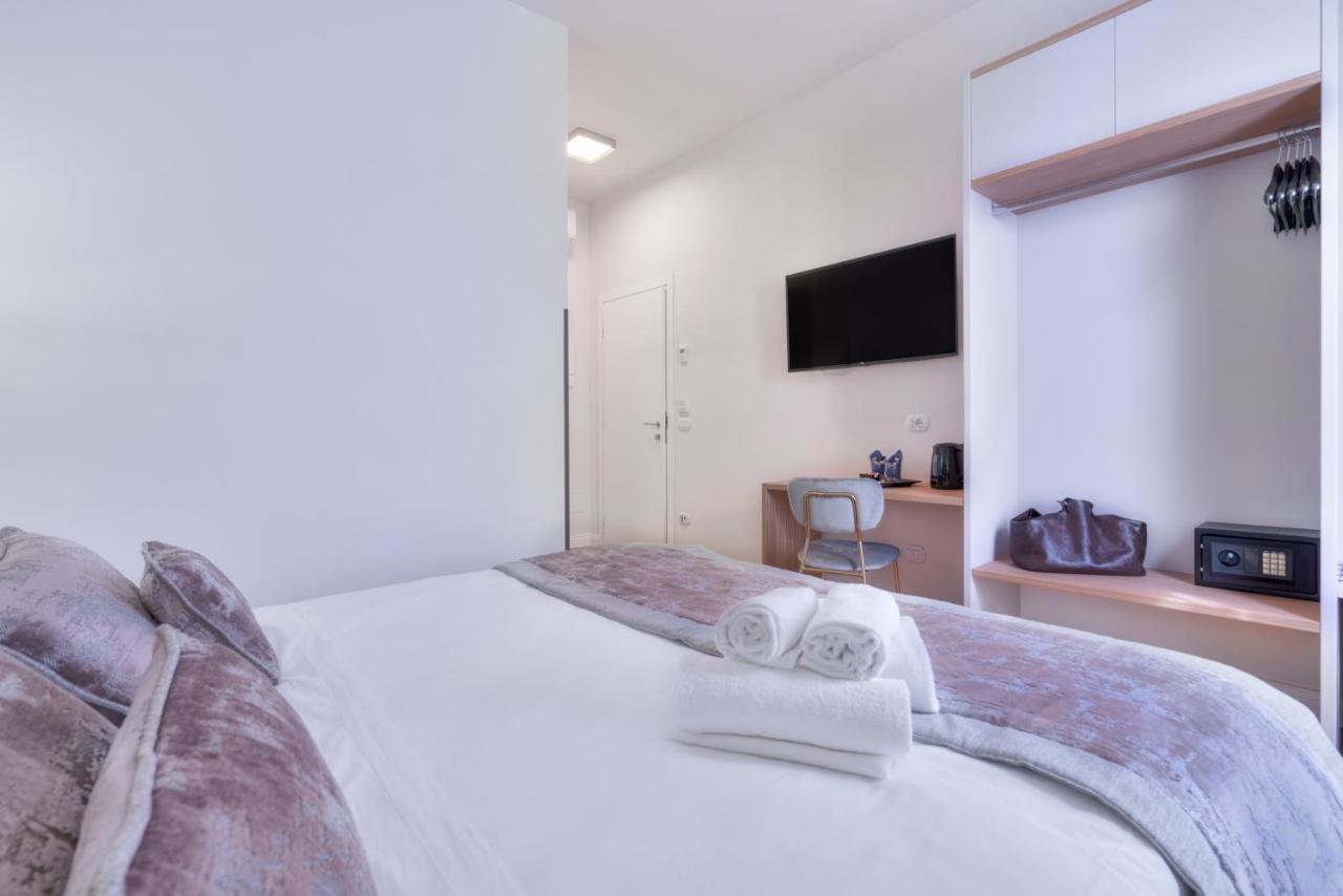 Hotel Cosmos 佛罗伦萨 外观 照片